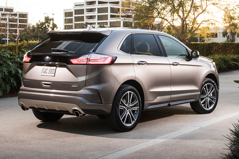 Illustration for article titled Ford announces a 2019 Edge Titanium Elite, because screw Lincoln